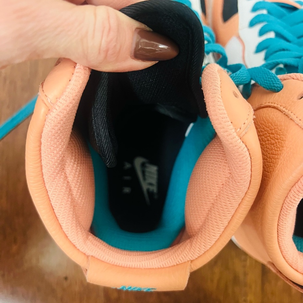 Nike Vibrant High-Top Sneakers with Teal and coral size 8.5 - Picture 5 of 12